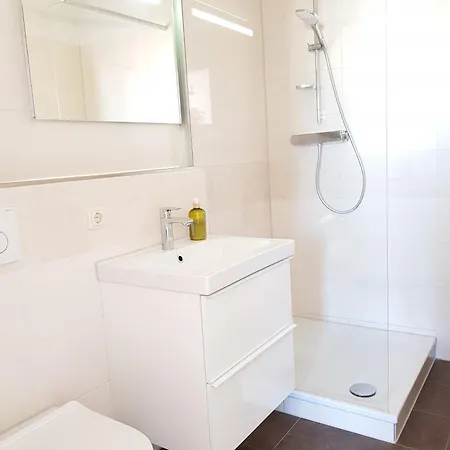 Poststrasse 2 - 30-07 *